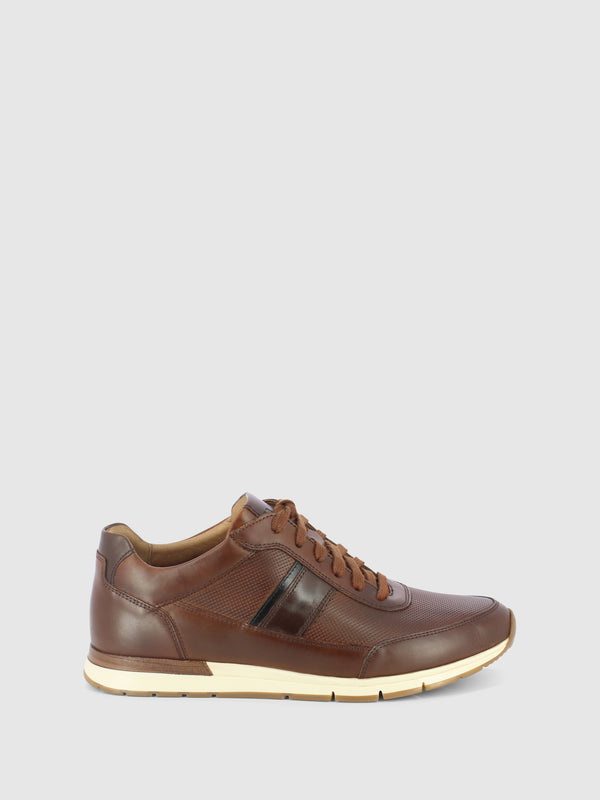 Sapatos com Atacadores em Castanho